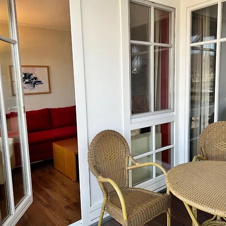 Apartment Attraktive Fuer Vier Mit Balkon In *