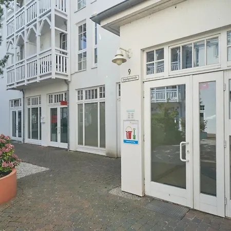 Attraktive Fuer Vier Mit Balkon In Apartment Sellin (Rugen)